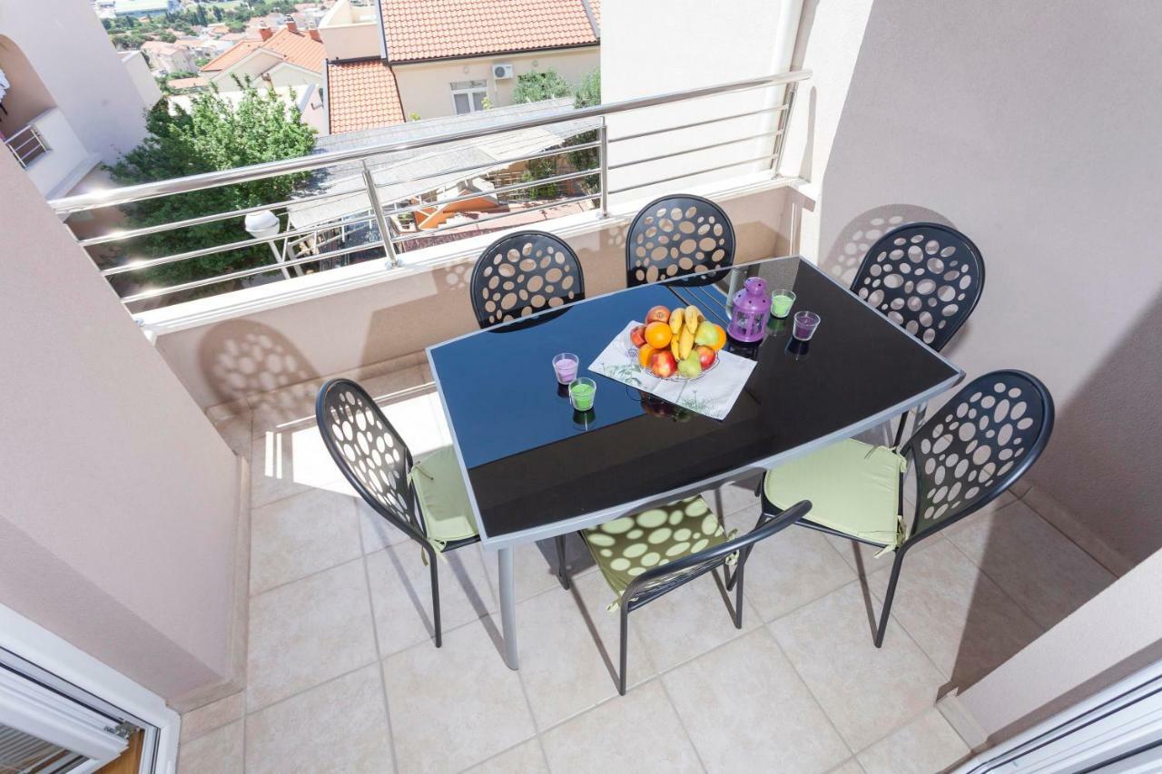 Apartments Dora มาคาร์สกา ภายนอก รูปภาพ