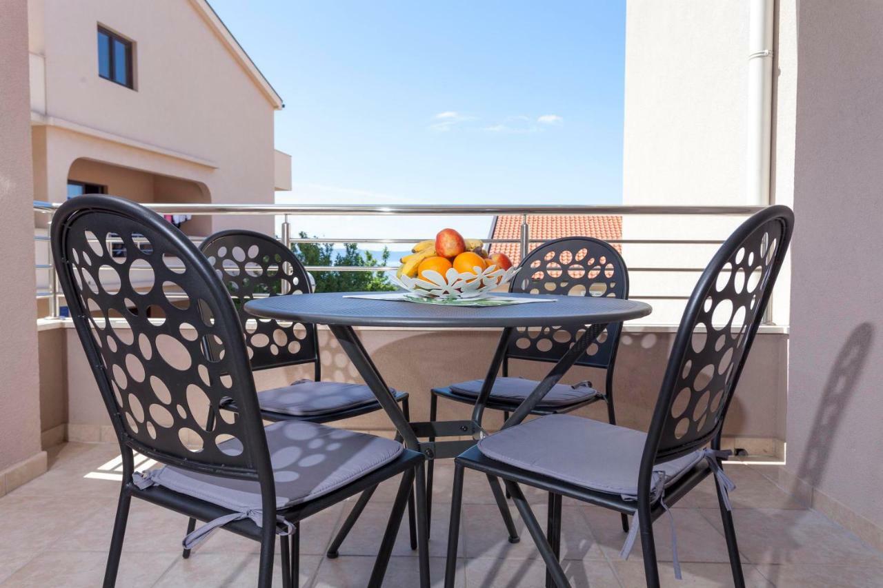 Apartments Dora มาคาร์สกา ภายนอก รูปภาพ