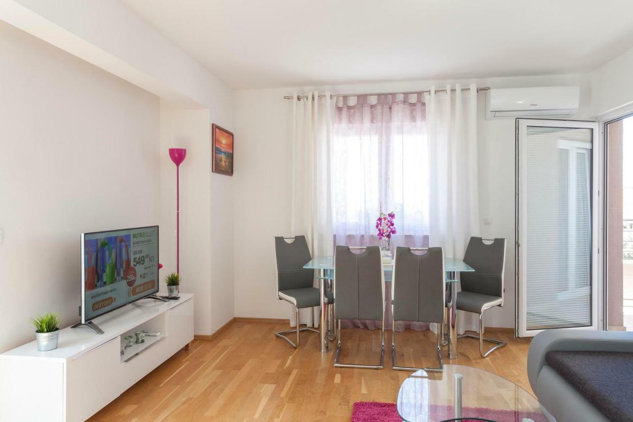 Apartments Dora มาคาร์สกา ภายนอก รูปภาพ